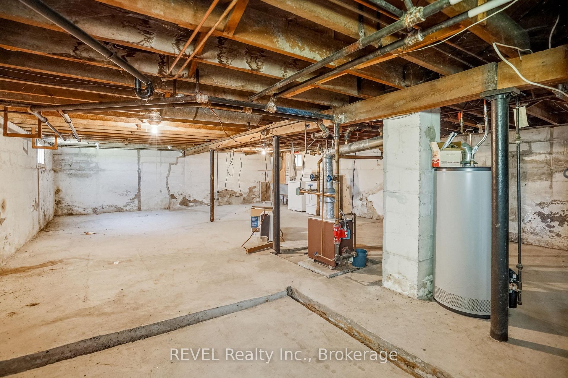 Photo 24 of 66 Permilla Street, St. Catharines, Ridley — HOMEH