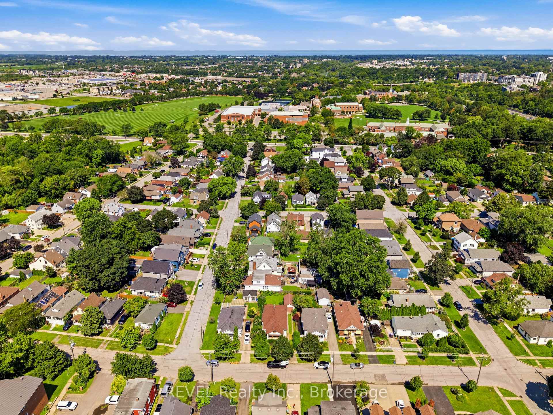 Photo 28 of 66 Permilla Street, St. Catharines, Ridley — HOMEH
