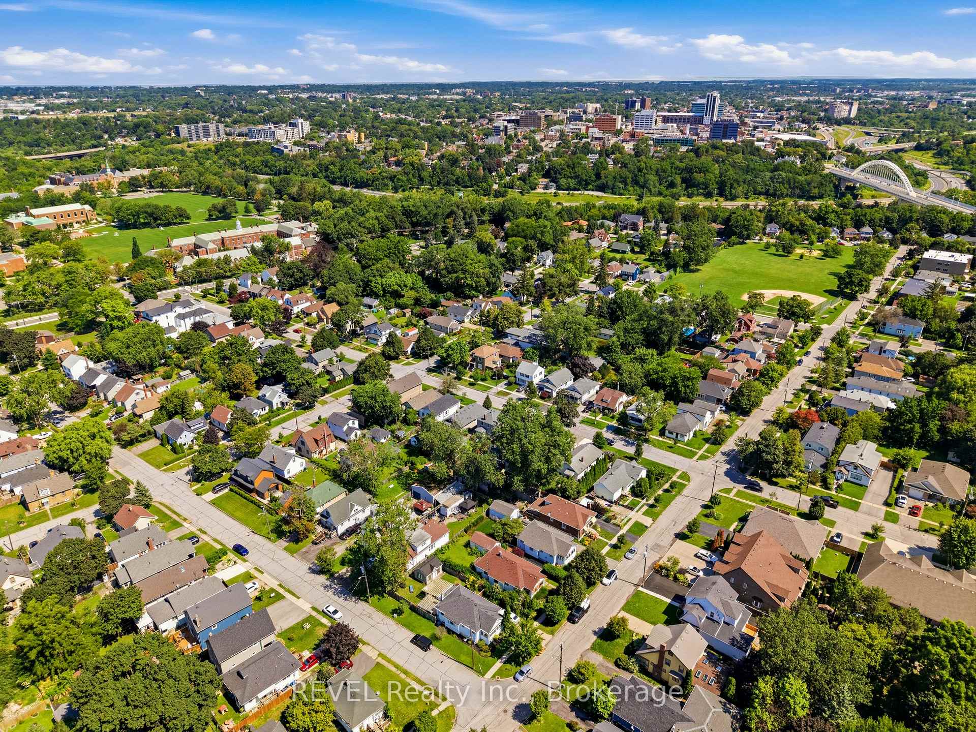 Photo 29 of 66 Permilla Street, St. Catharines, Ridley — HOMEH