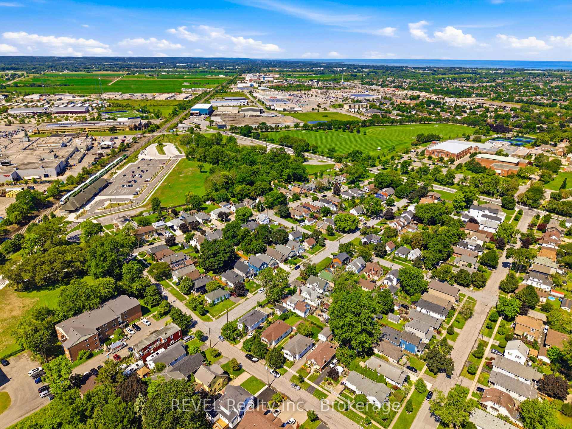 Photo 30 of 66 Permilla Street, St. Catharines, Ridley — HOMEH