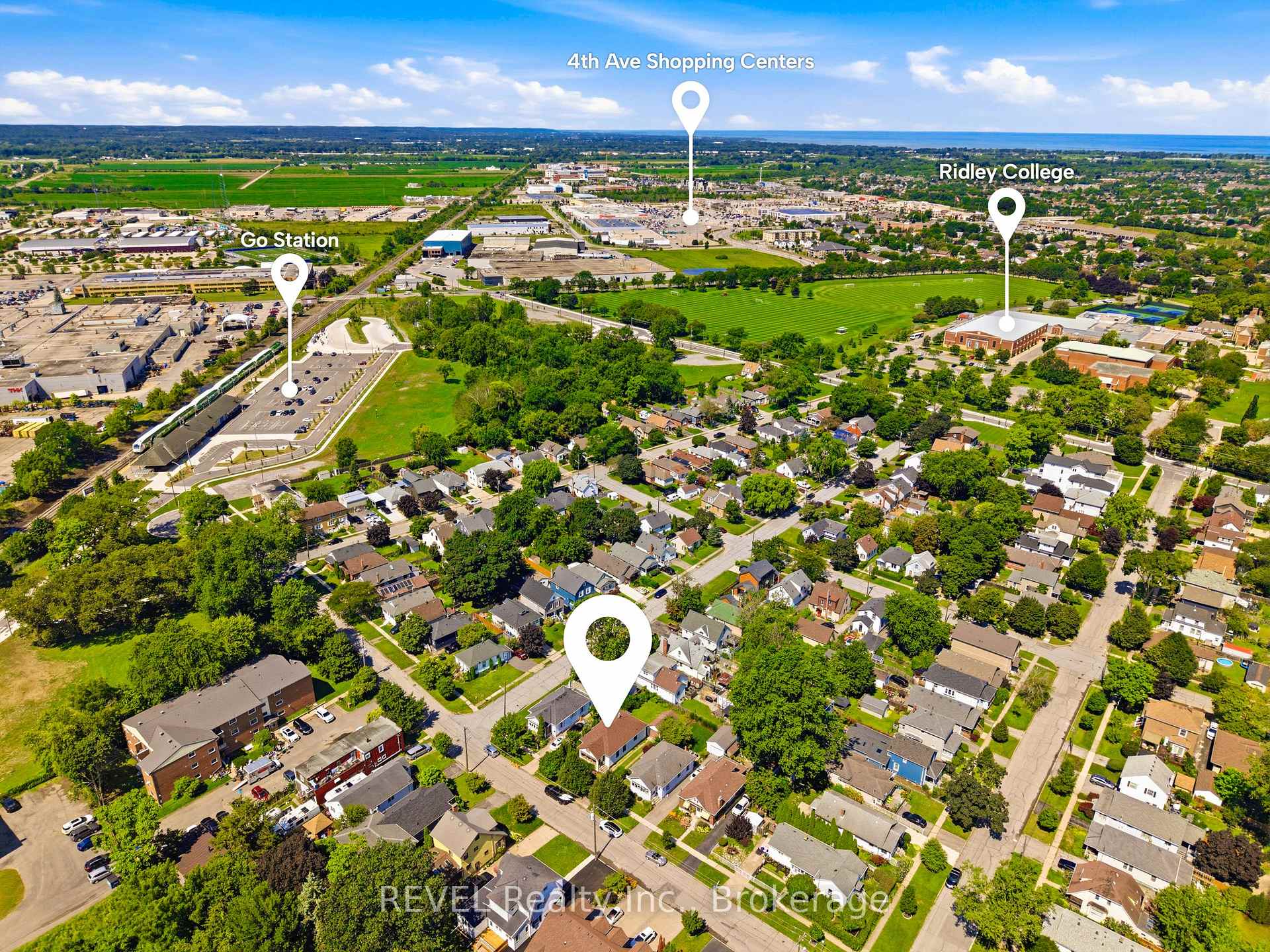 Photo 3 of 66 Permilla Street, St. Catharines, Ridley — HOMEH