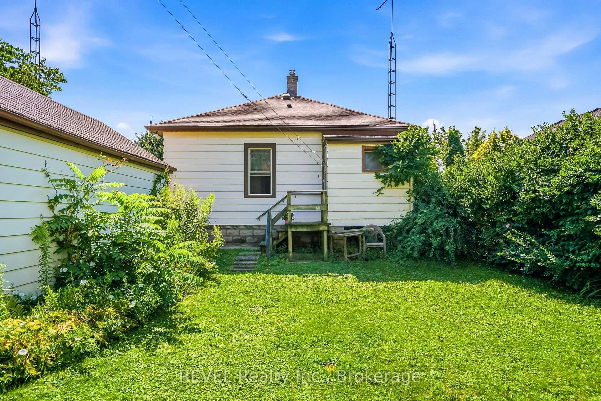 Photo 31 of 66 Permilla Street, St. Catharines, Ridley — HOMEH
