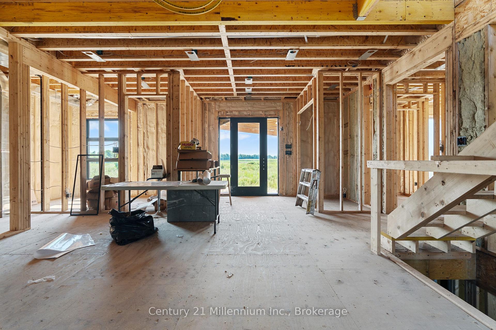 Photo 15 of 101 Ugovsek Crescent, Meaford — HOMEH