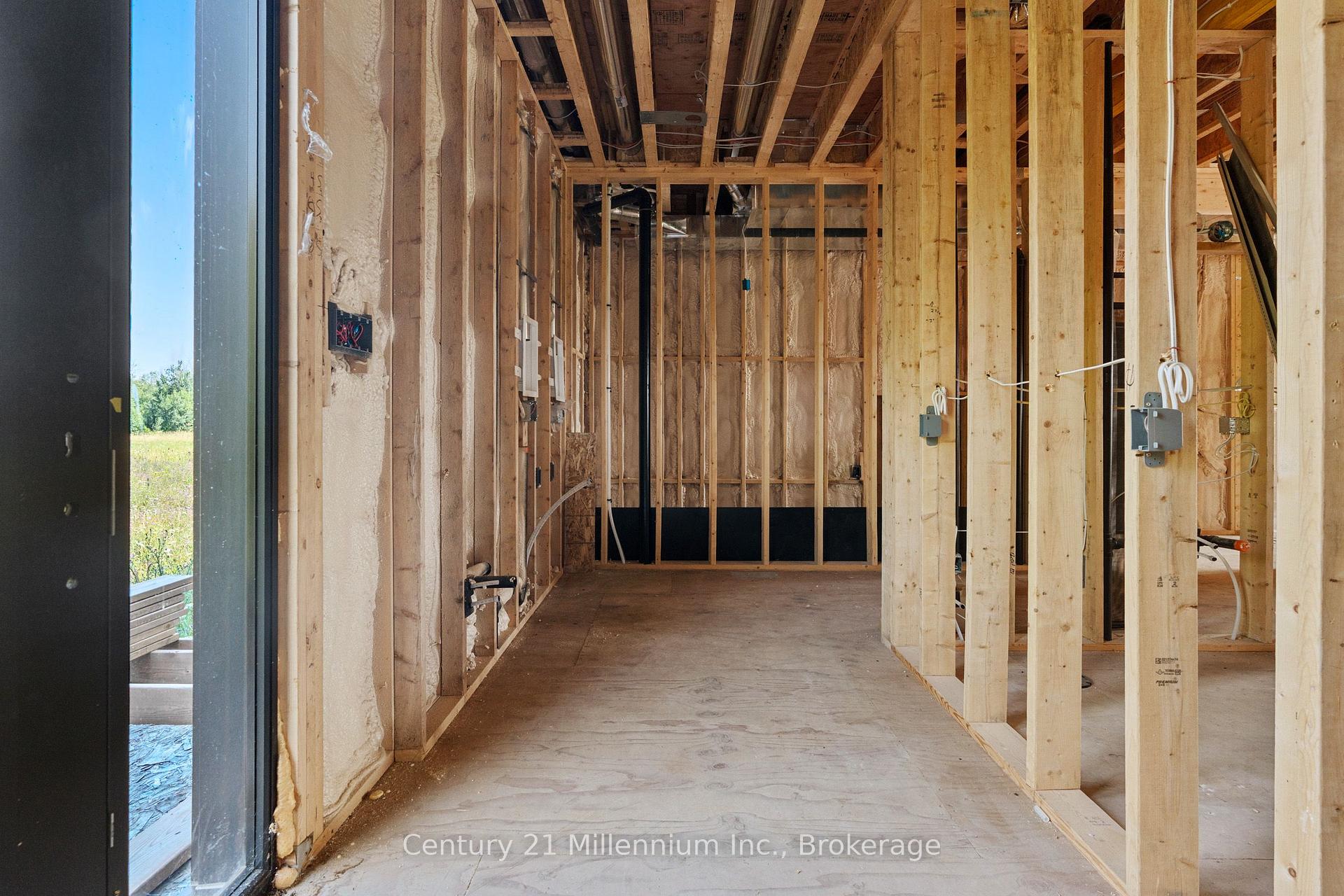 Photo 24 of 101 Ugovsek Crescent, Meaford — HOMEH