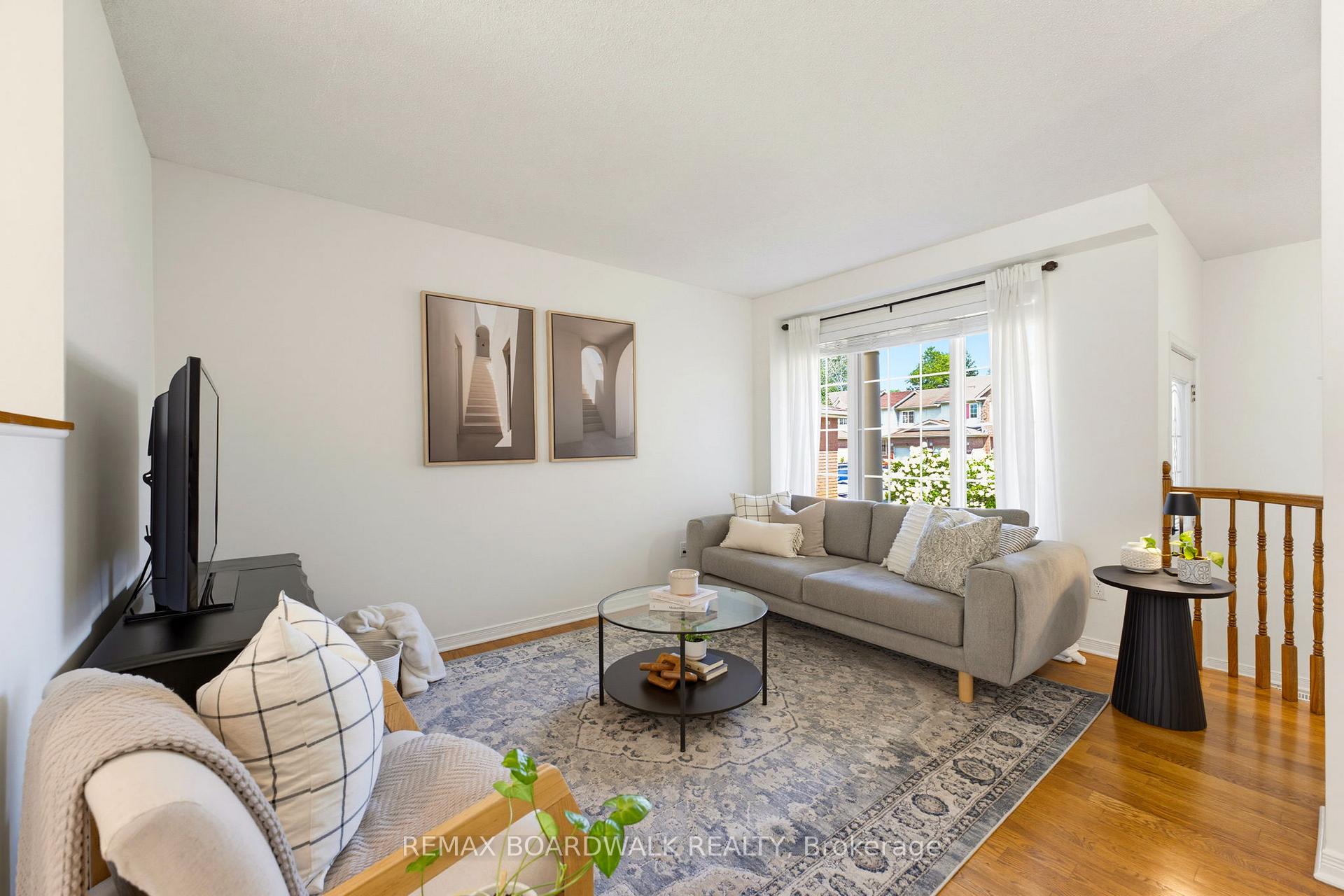 Photo 10 of 1474 Bonneville Crescent, Ottawa, Orleans/Sunridge — HOMEH