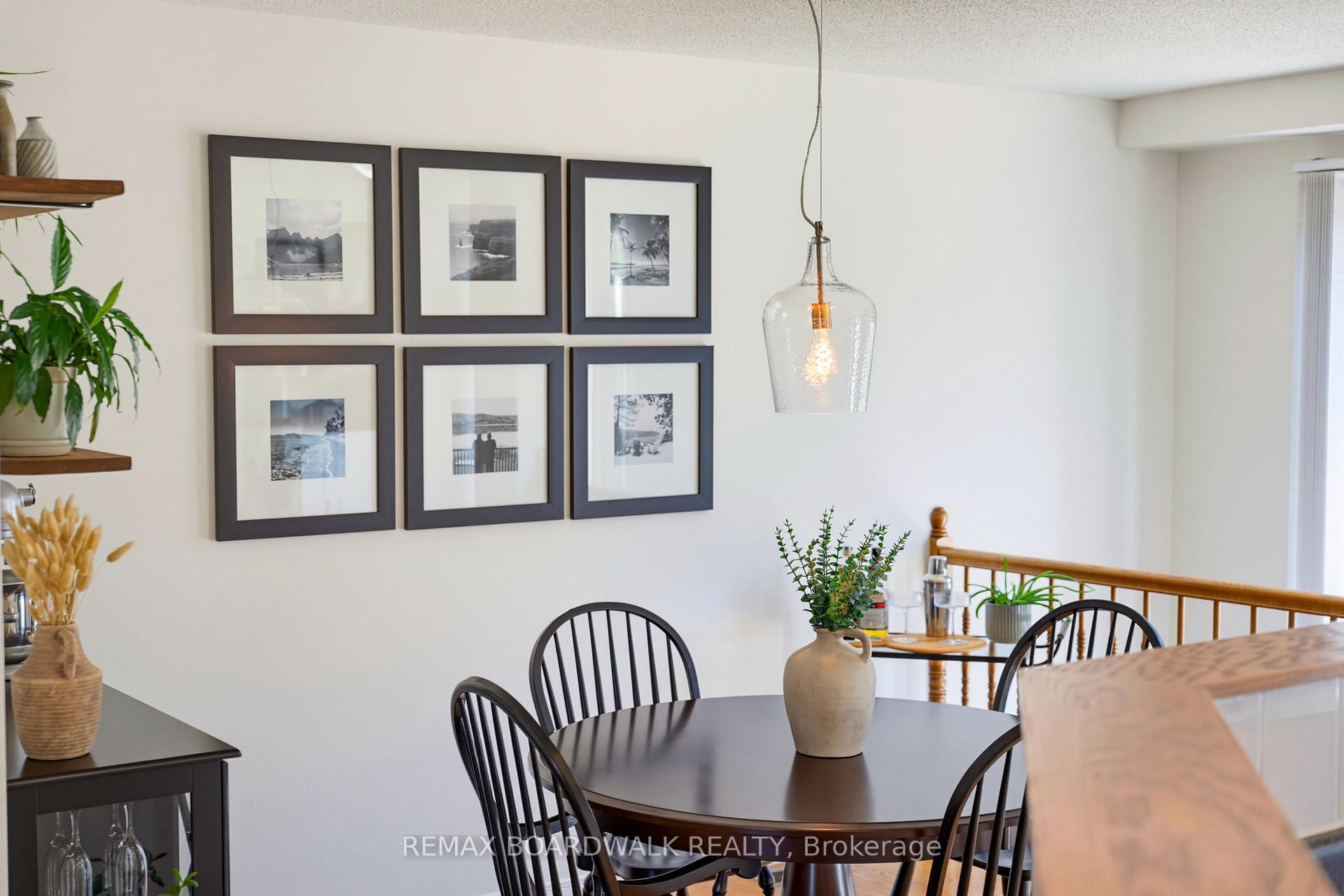 Photo 13 of 1474 Bonneville Crescent, Ottawa, Orleans/Sunridge — HOMEH