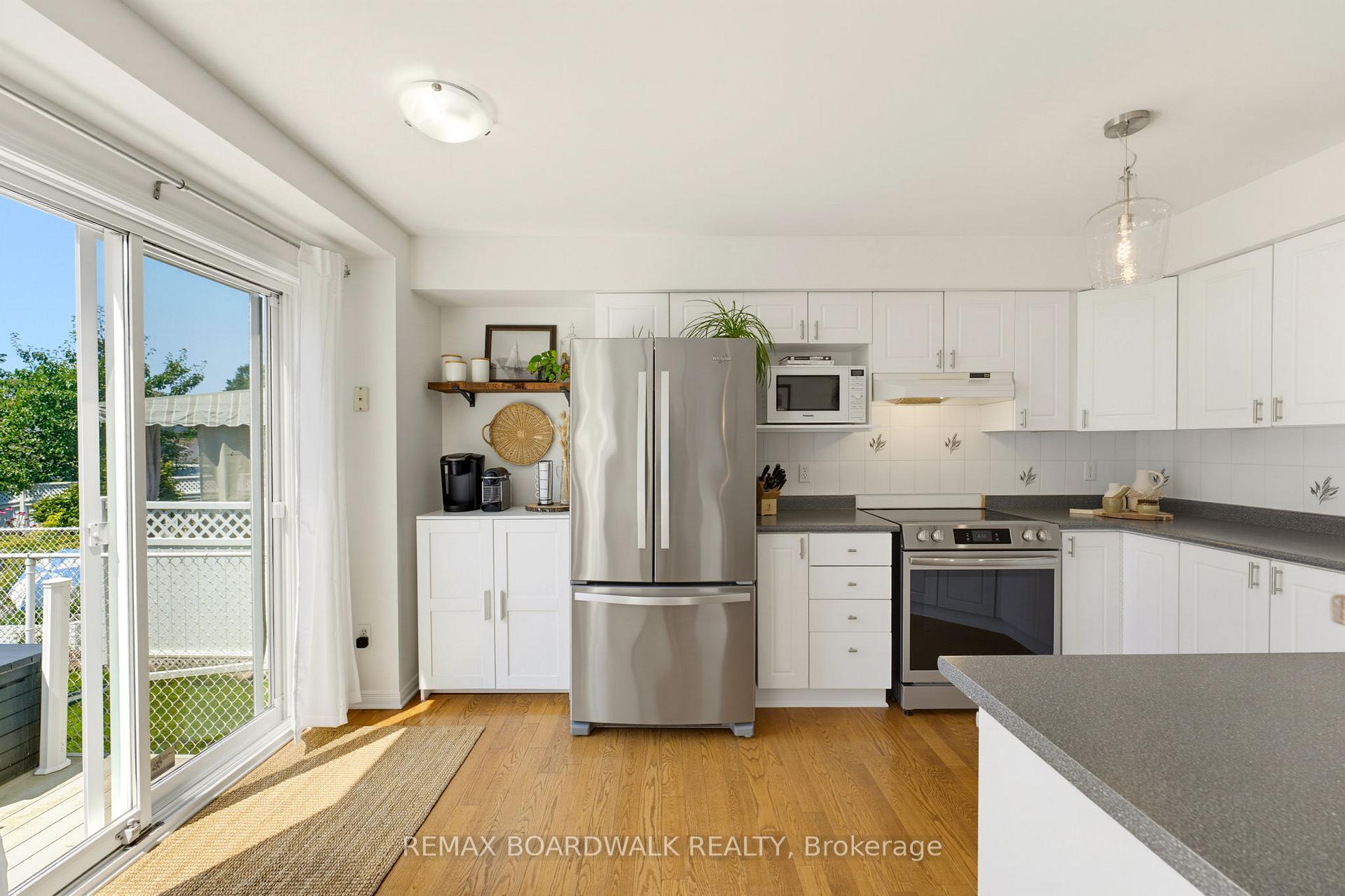 Photo 21 of 1474 Bonneville Crescent, Ottawa, Orleans/Sunridge — HOMEH