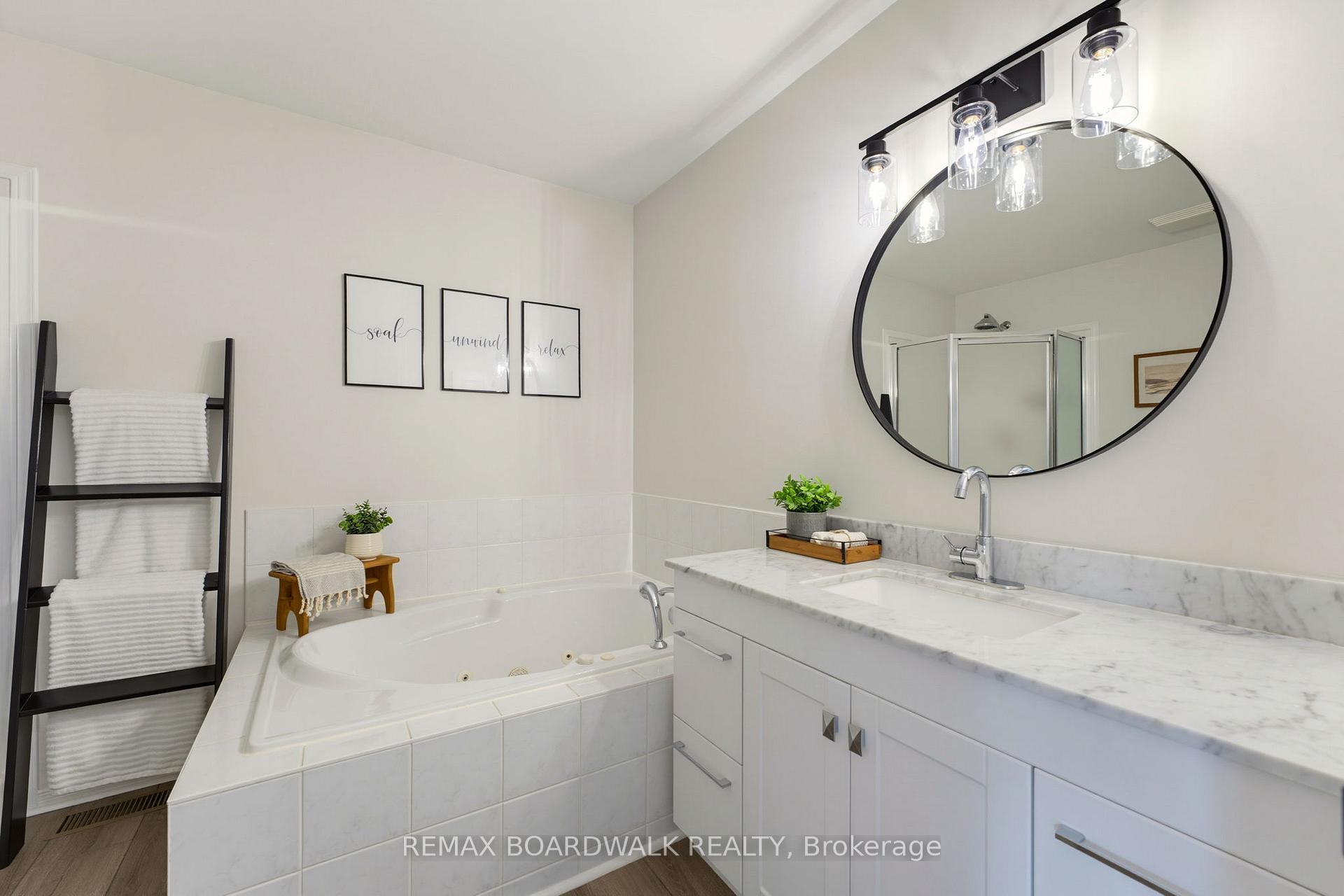 Photo 37 of 1474 Bonneville Crescent, Ottawa, Orleans/Sunridge — HOMEH