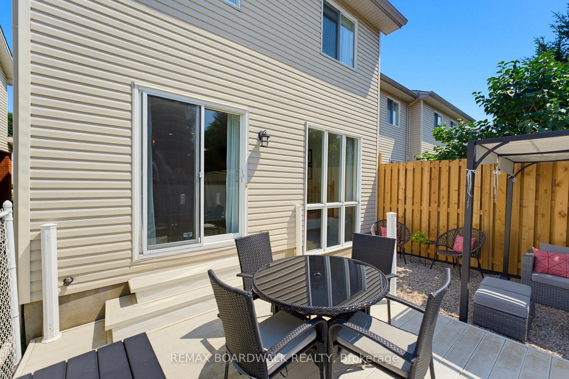 Photo 45 of 1474 Bonneville Crescent, Ottawa, Orleans/Sunridge — HOMEH