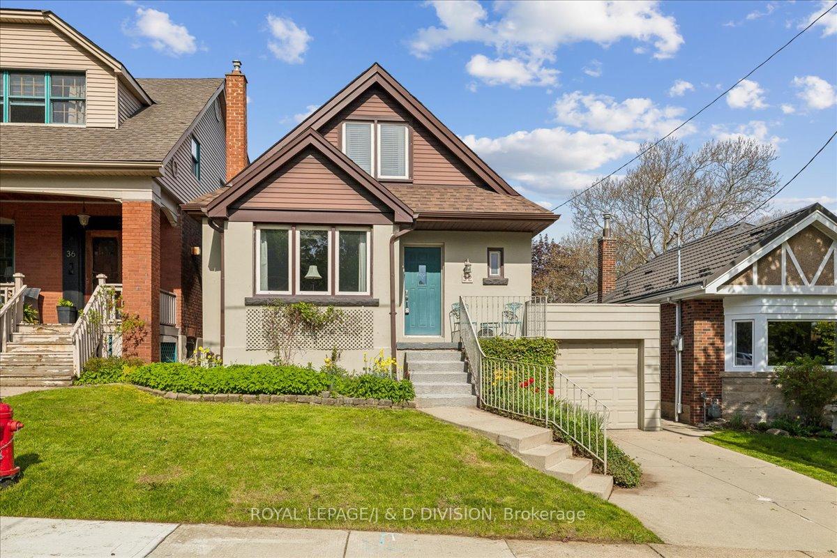 Photo 1 of 32 Miles Court, Hamilton, Kirkendall — HOMEH
