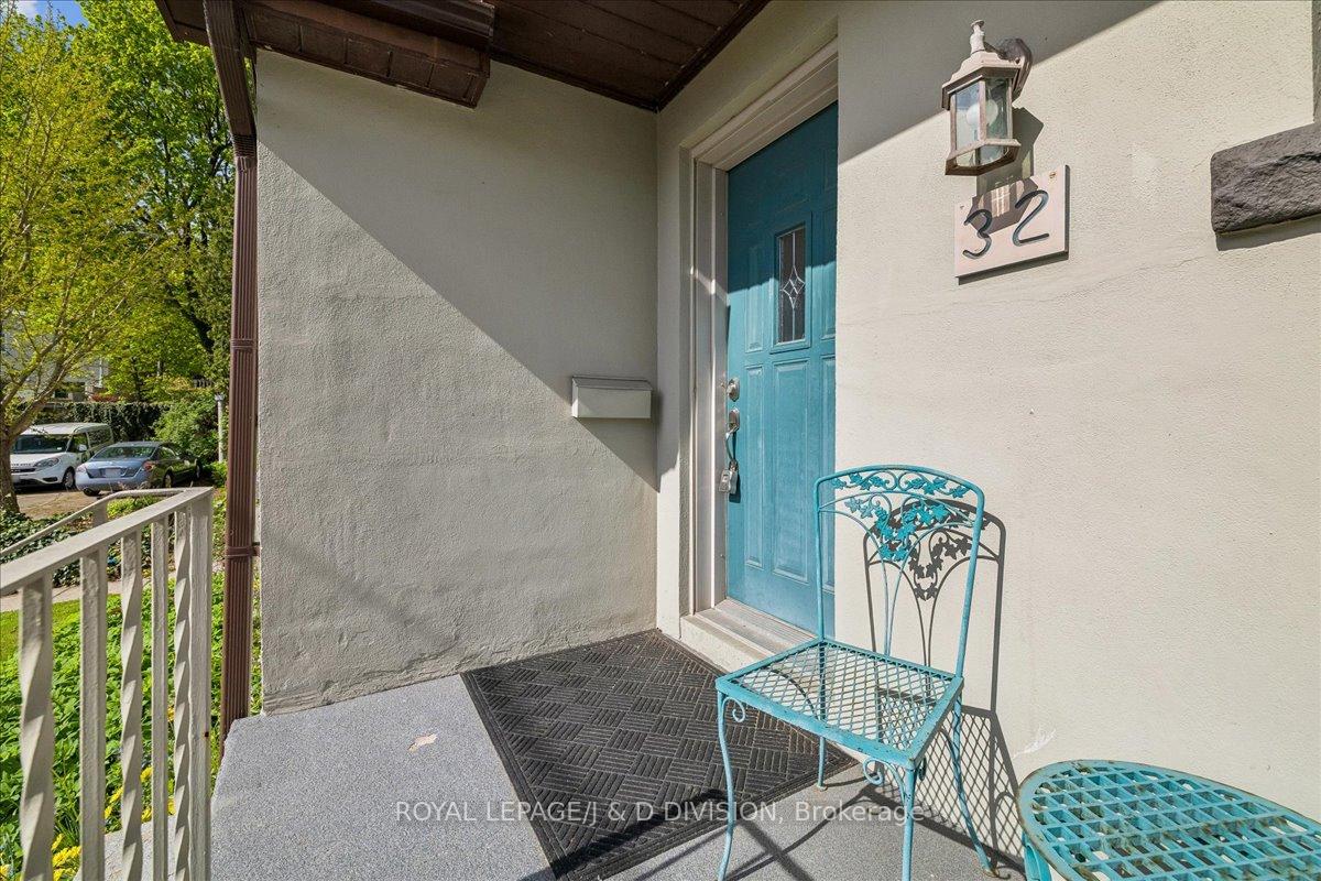 Photo 5 of 32 Miles Court, Hamilton, Kirkendall — HOMEH