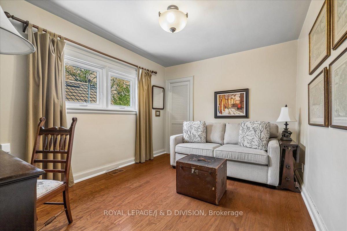 Photo 12 of 32 Miles Court, Hamilton, Kirkendall — HOMEH