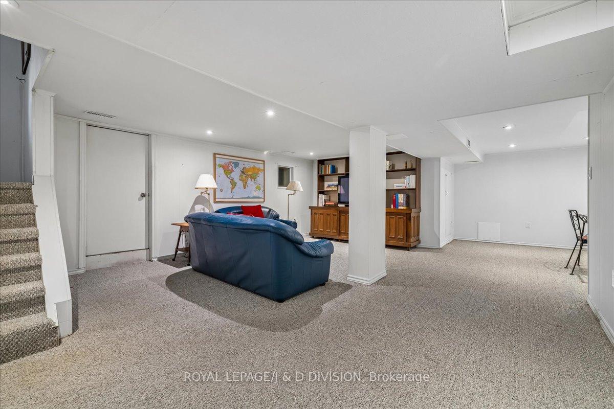 Photo 30 of 32 Miles Court, Hamilton, Kirkendall — HOMEH