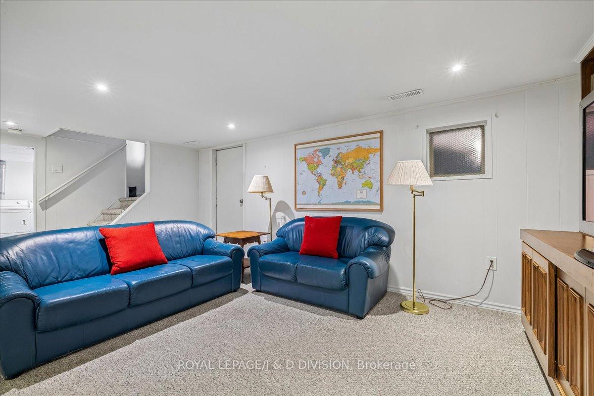 Photo 32 of 32 Miles Court, Hamilton, Kirkendall — HOMEH