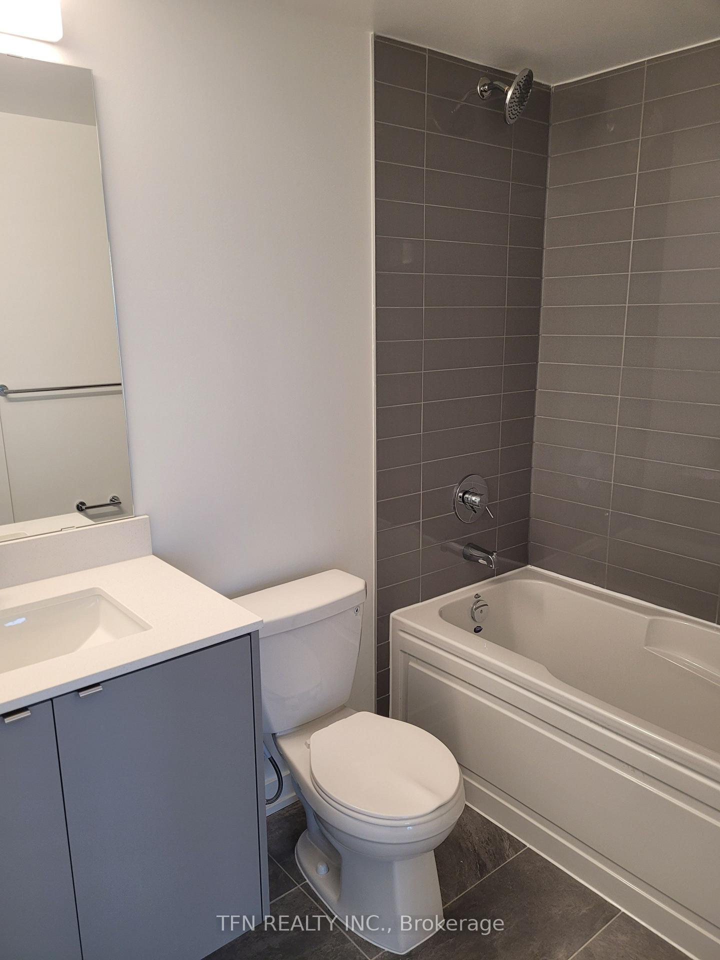 Photo 12 of Unit B903, 3200 Dakota Common, Burlington, Alton — HOMEH