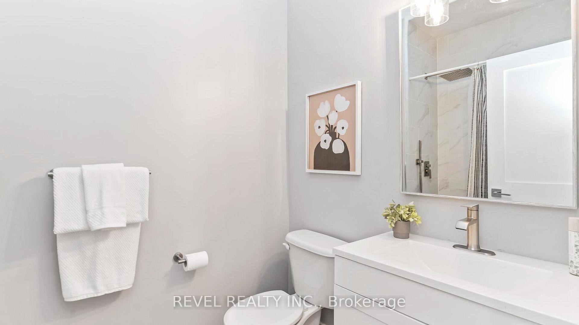 Photo 19 of 857 Cresthaven Crescent, London, South L — HOMEH