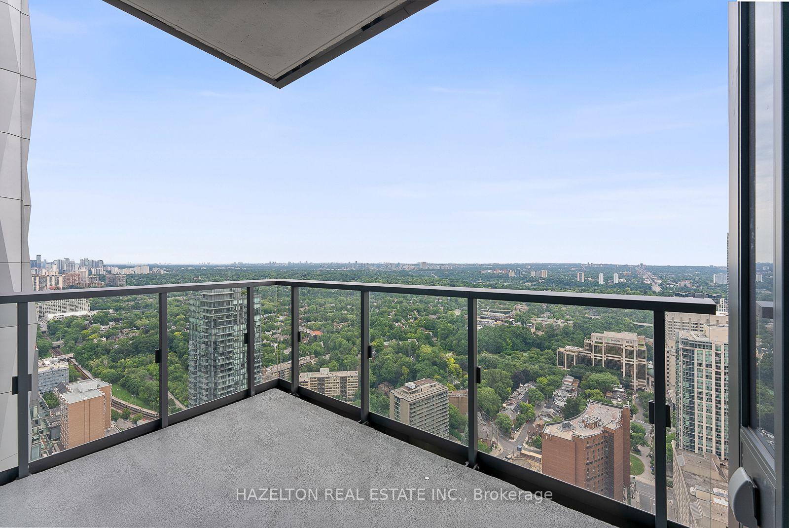 Photo 3 of Unit 4307, 8 Cumberland Street, Toronto, The Annex — HOMEH