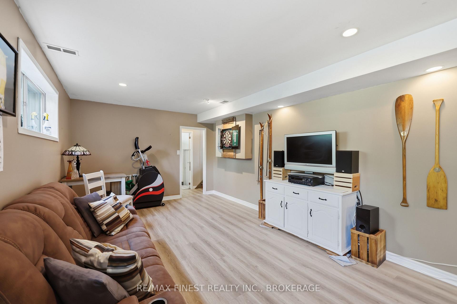 Photo 30 of 2347 Battersea Road, Kingston, City North of 401 — HOMEH