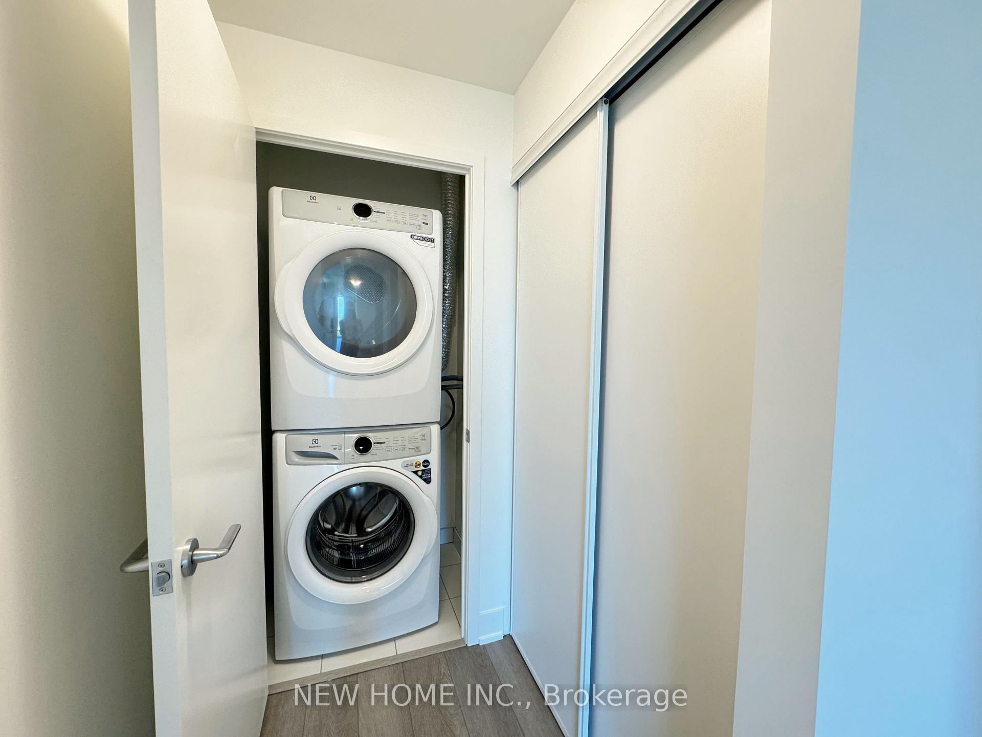 Photo 13 of Unit 2017, 56 Andre De Grasse Street, Markham, Unionville — HOMEH