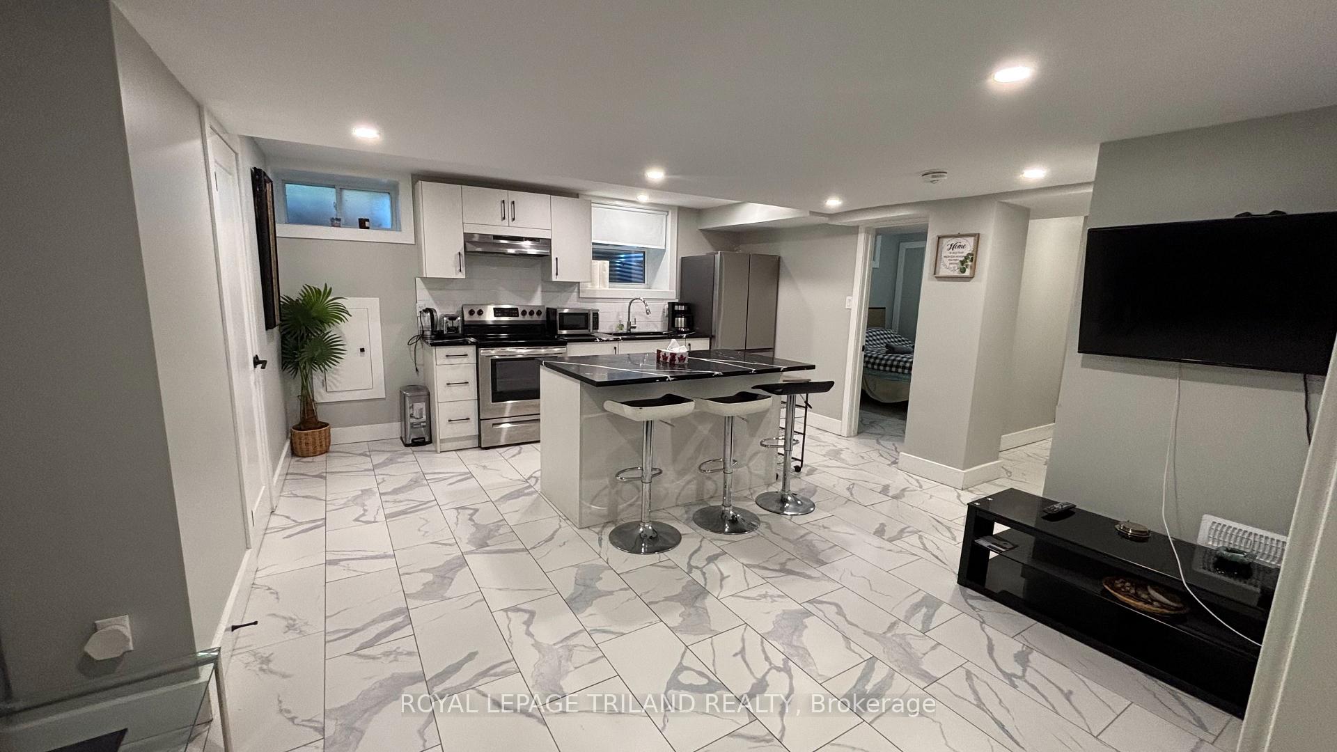 Photo 4 of Unit 1, 325 George Street, Central Elgin, Port Stanley — HOMEH