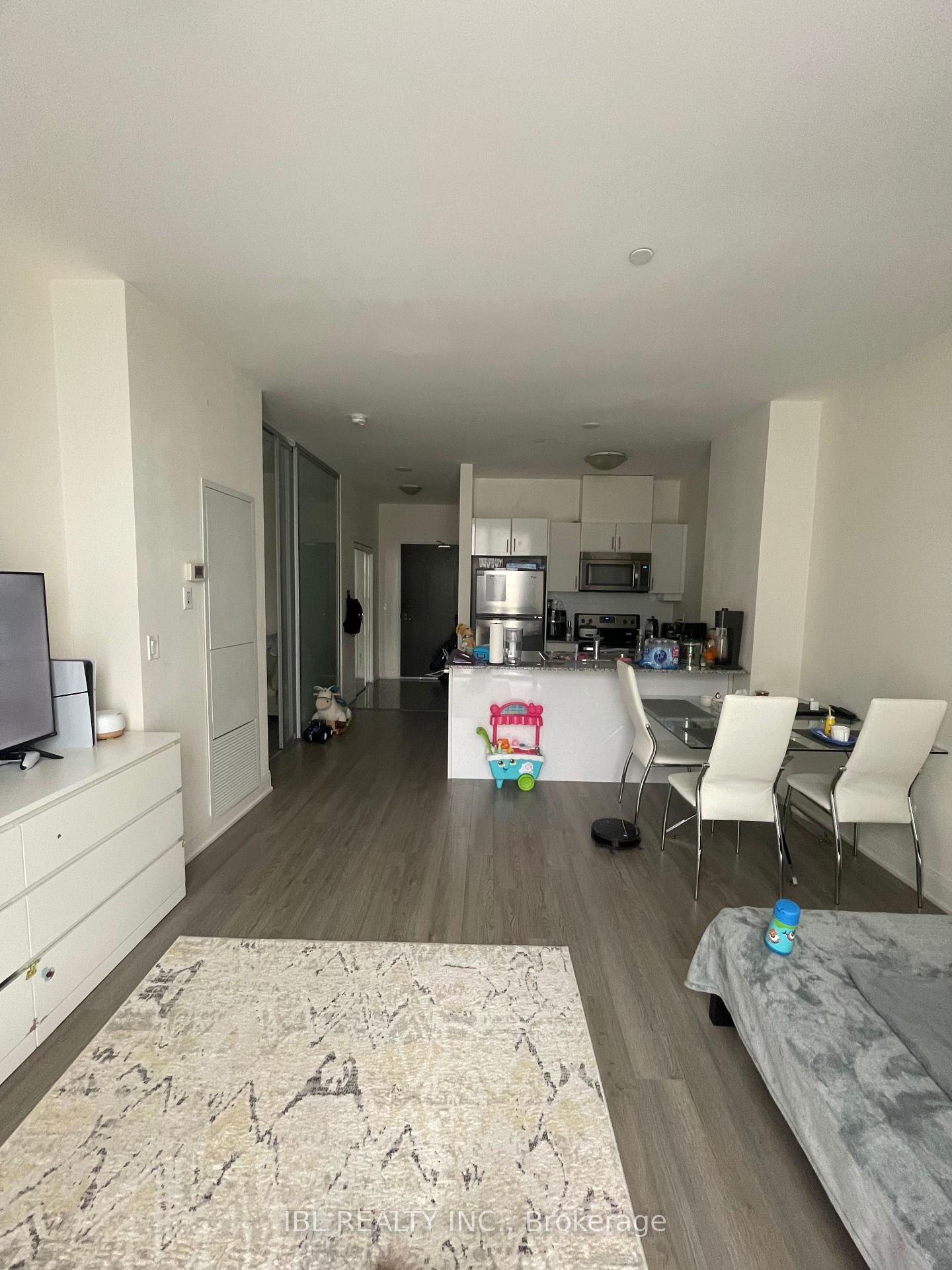 Photo 1 of Unit 503, 2900 Highway 7 E, Vaughan, Concord — HOMEH