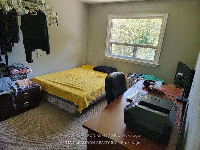 Photo 7 of 607 Stevenson Road N, Oshawa, McLaughlin — HOMEH