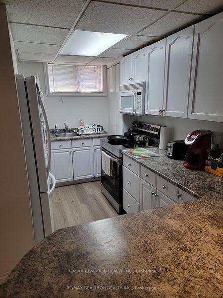 Photo 13 of 607 Stevenson Road N, Oshawa, McLaughlin — HOMEH