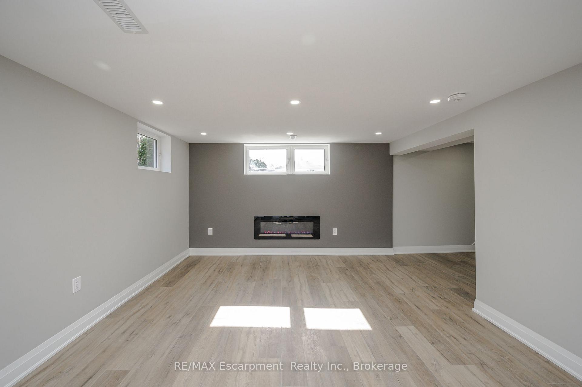 Photo 8 of Unit LOWER UNIT, 144 East 44th Street, Hamilton, Hampton Heights — HOMEH