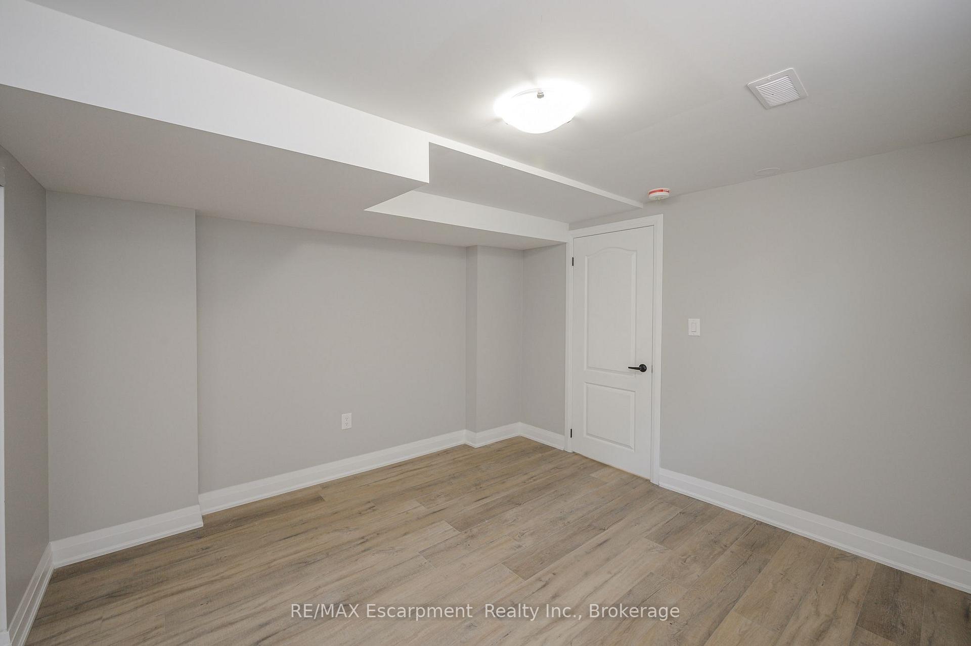 Photo 13 of Unit LOWER UNIT, 144 East 44th Street, Hamilton, Hampton Heights — HOMEH