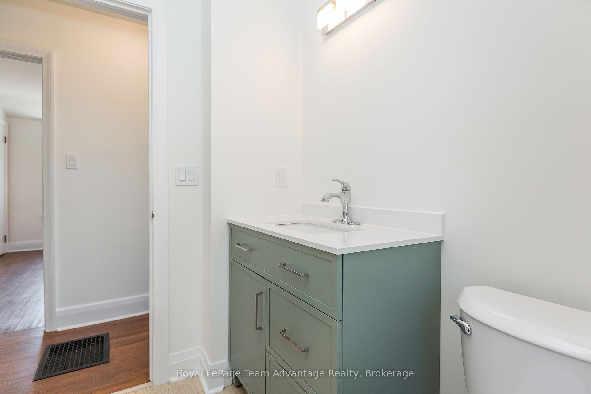 Photo 18 of 9 Houden Street, Springwater, Elmvale — HOMEH