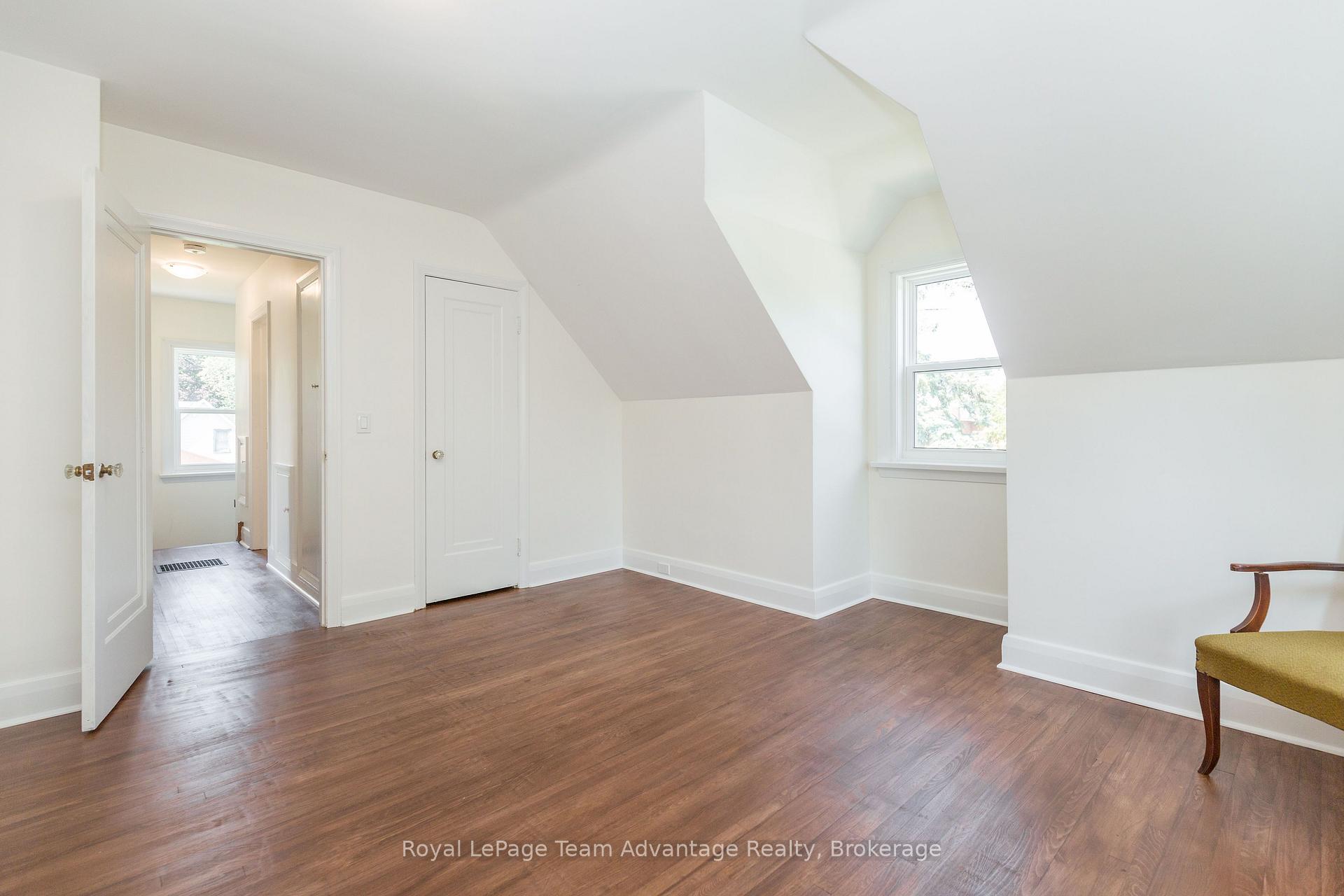 Photo 20 of 9 Houden Street, Springwater, Elmvale — HOMEH