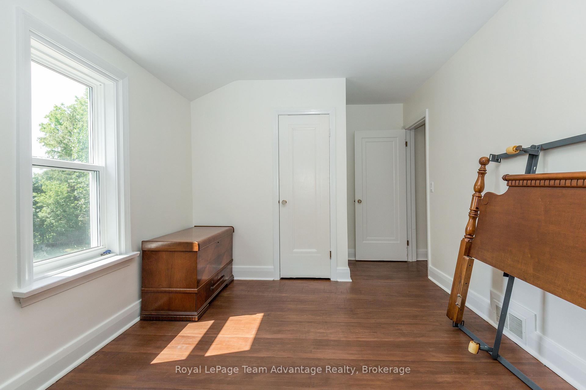 Photo 24 of 9 Houden Street, Springwater, Elmvale — HOMEH