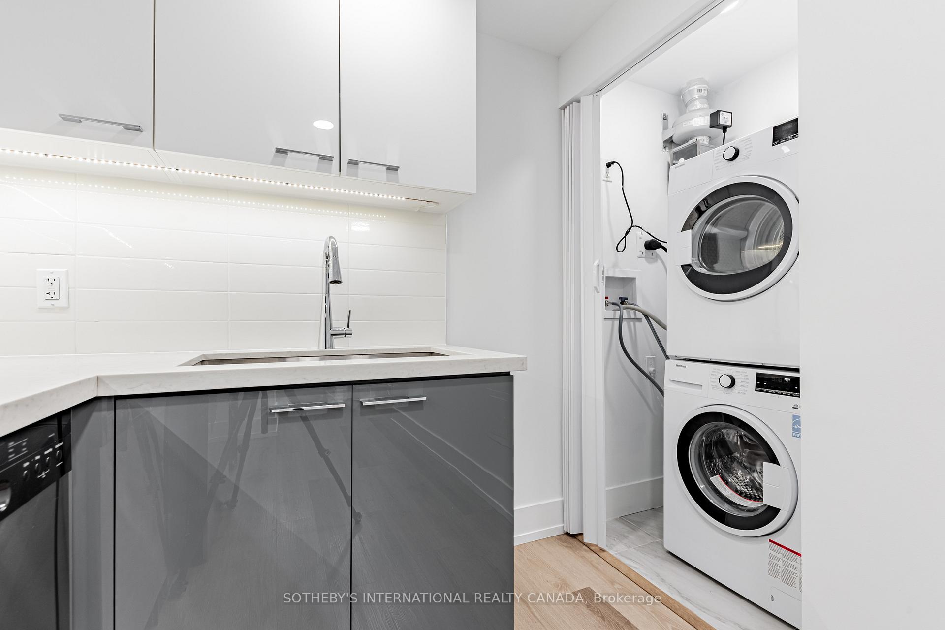 Photo 4 of Unit N2106, 201 Sherbourne Street, Toronto, Moss Park — HOMEH