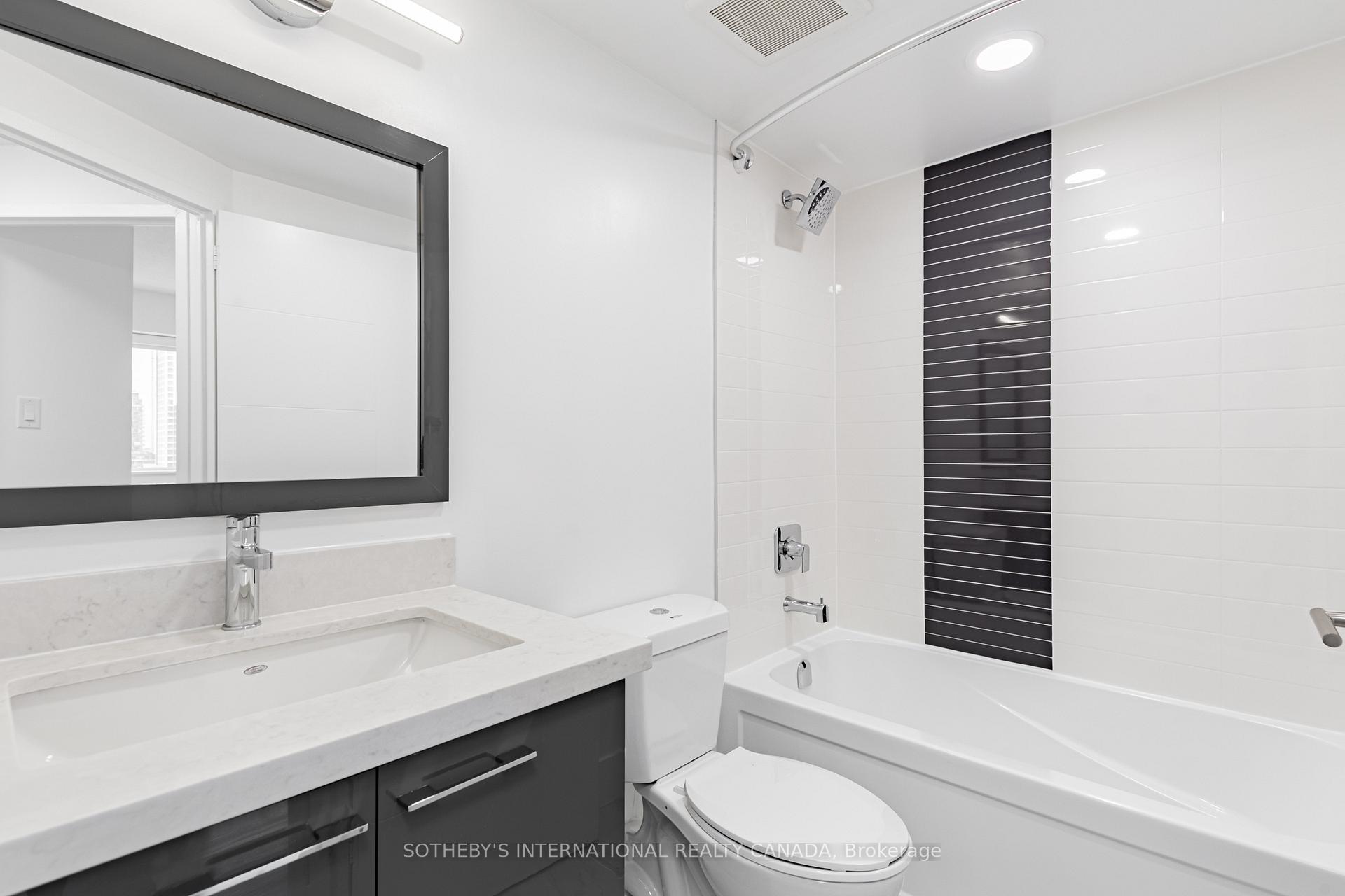 Photo 9 of Unit N2106, 201 Sherbourne Street, Toronto, Moss Park — HOMEH