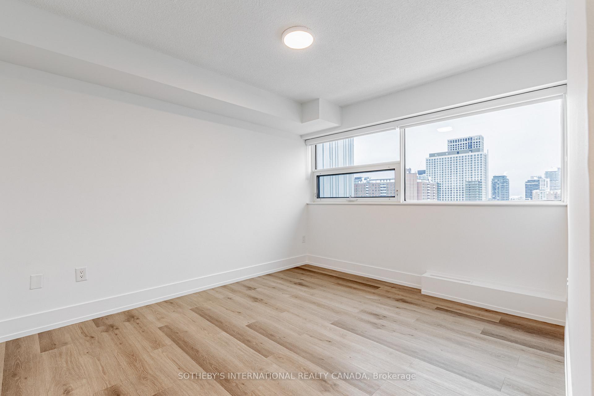 Photo 11 of Unit N2106, 201 Sherbourne Street, Toronto, Moss Park — HOMEH
