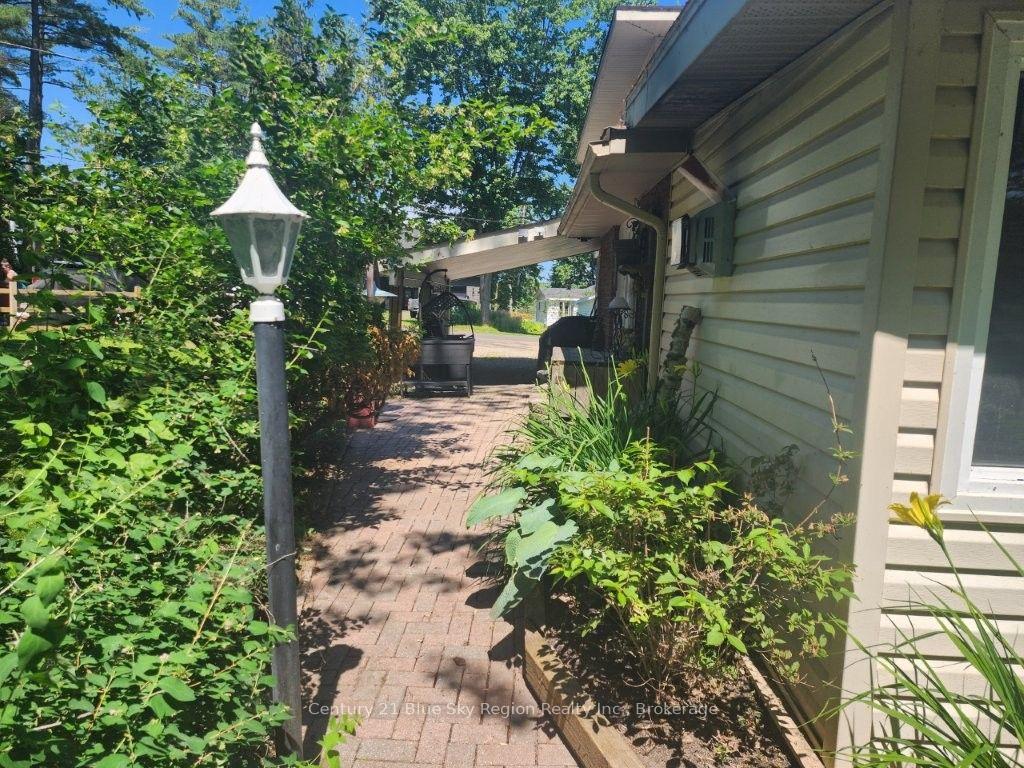 Photo 3 of 14 Birch Street, North Bay, Ferris — HOMEH