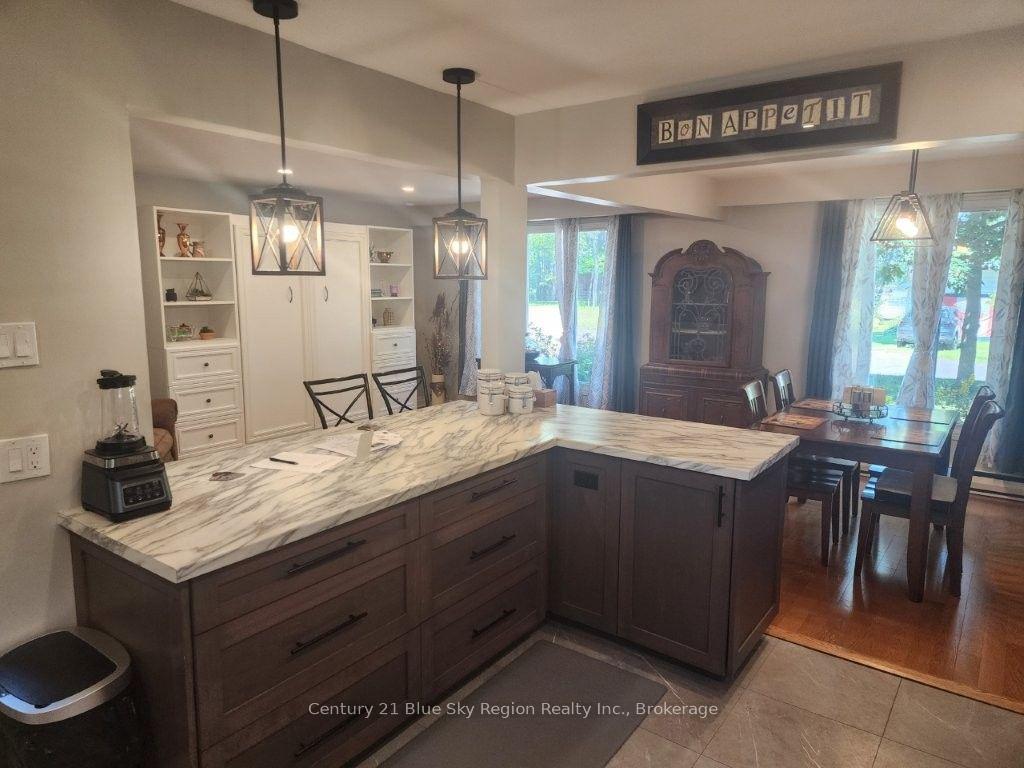 Photo 7 of 14 Birch Street, North Bay, Ferris — HOMEH