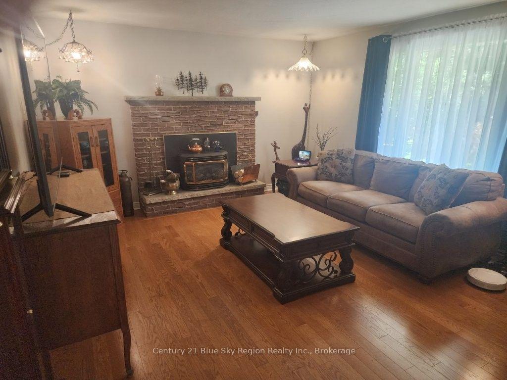 Photo 13 of 14 Birch Street, North Bay, Ferris — HOMEH