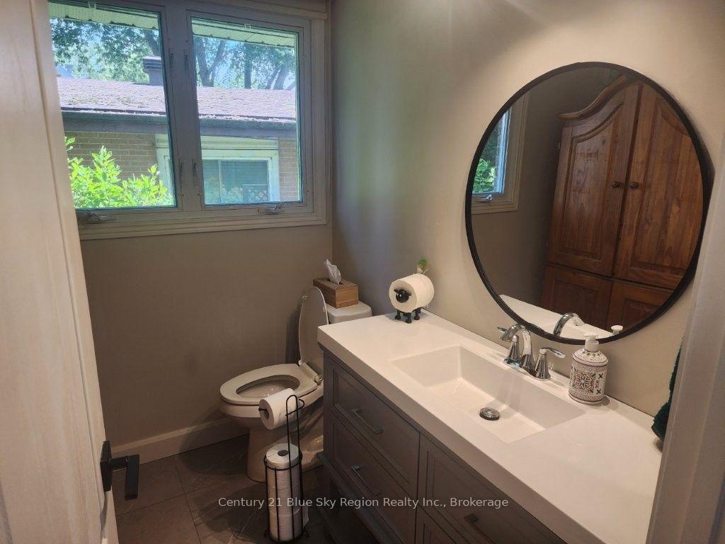 Photo 15 of 14 Birch Street, North Bay, Ferris — HOMEH