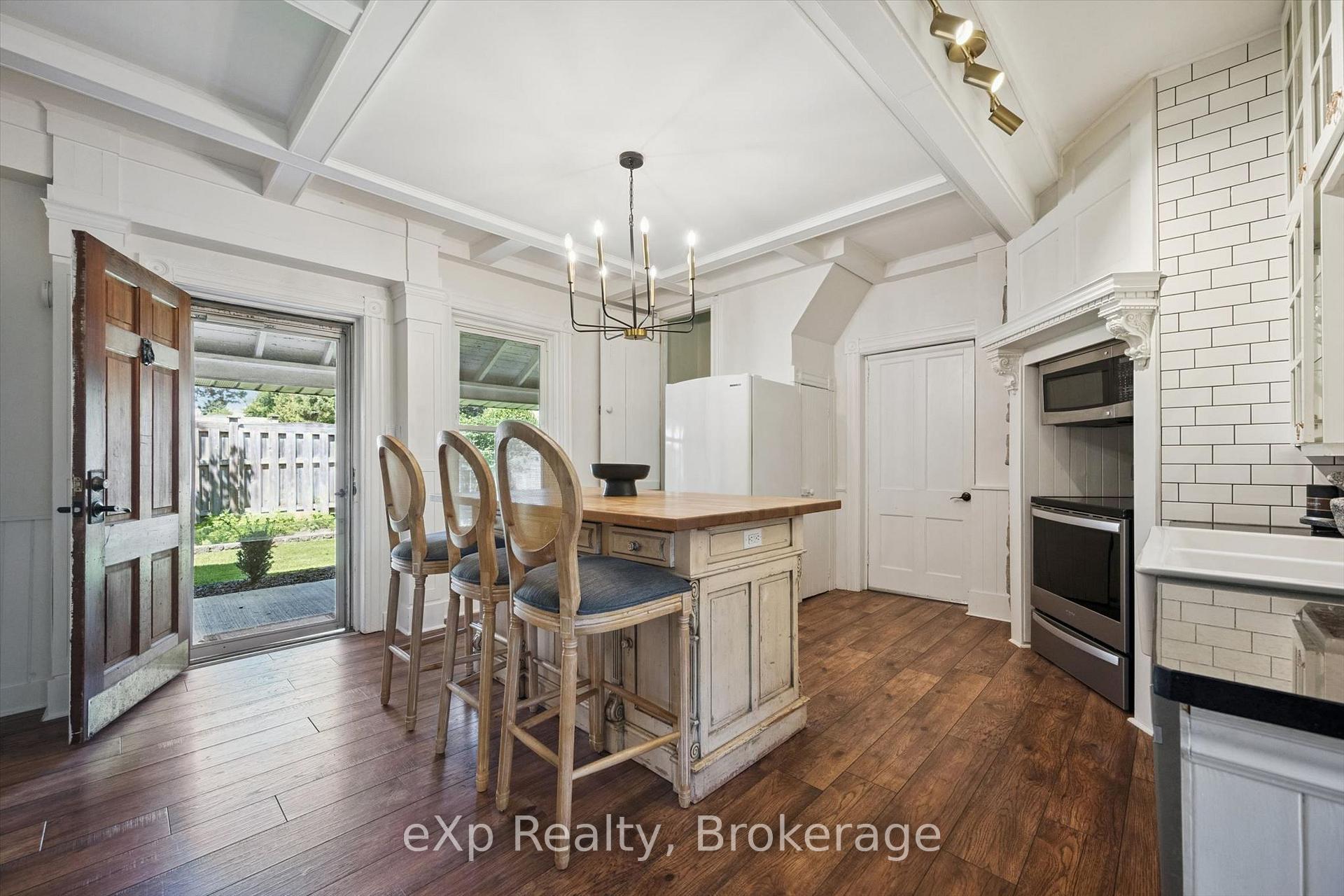 Photo 11 of 650 St David St, North Road, Centre Wellington, Fergus — HOMEH