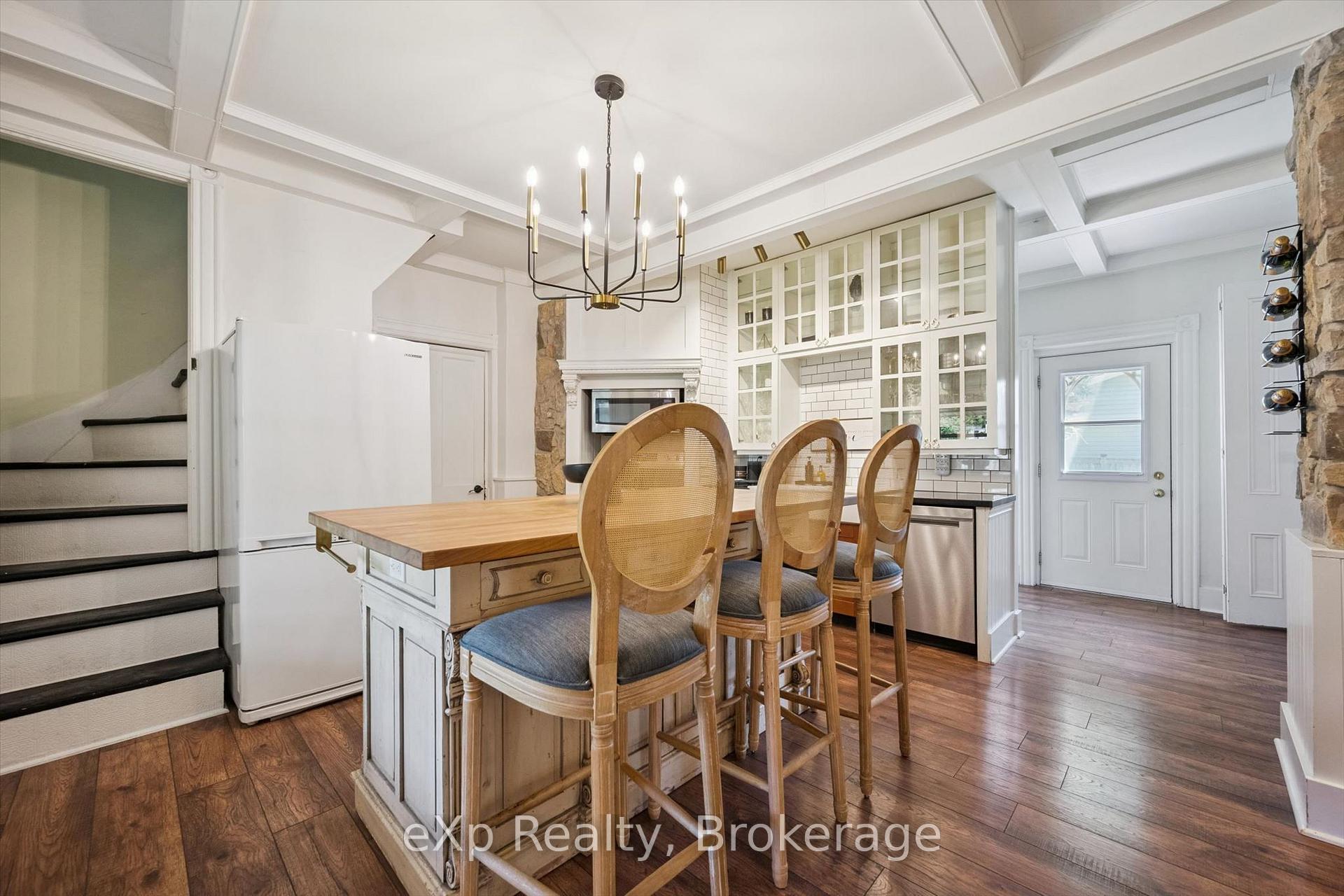 Photo 13 of 650 St David St, North Road, Centre Wellington, Fergus — HOMEH