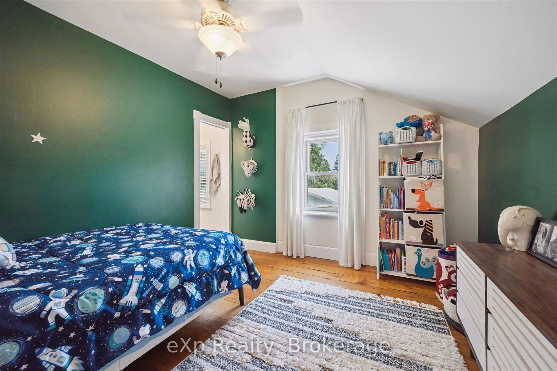 Photo 26 of 650 St David St, North Road, Centre Wellington, Fergus — HOMEH