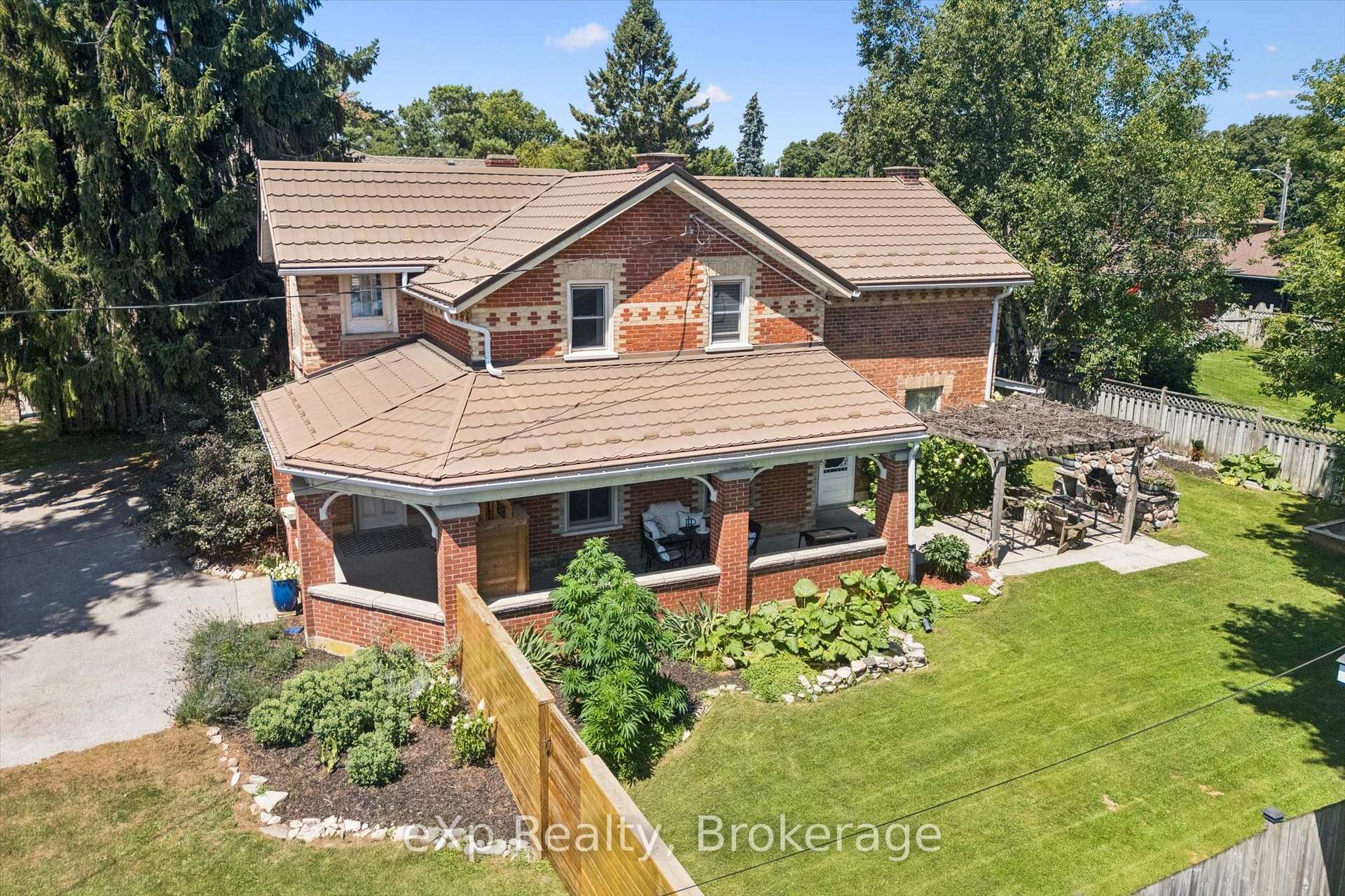 Photo 43 of 650 St David St, North Road, Centre Wellington, Fergus — HOMEH