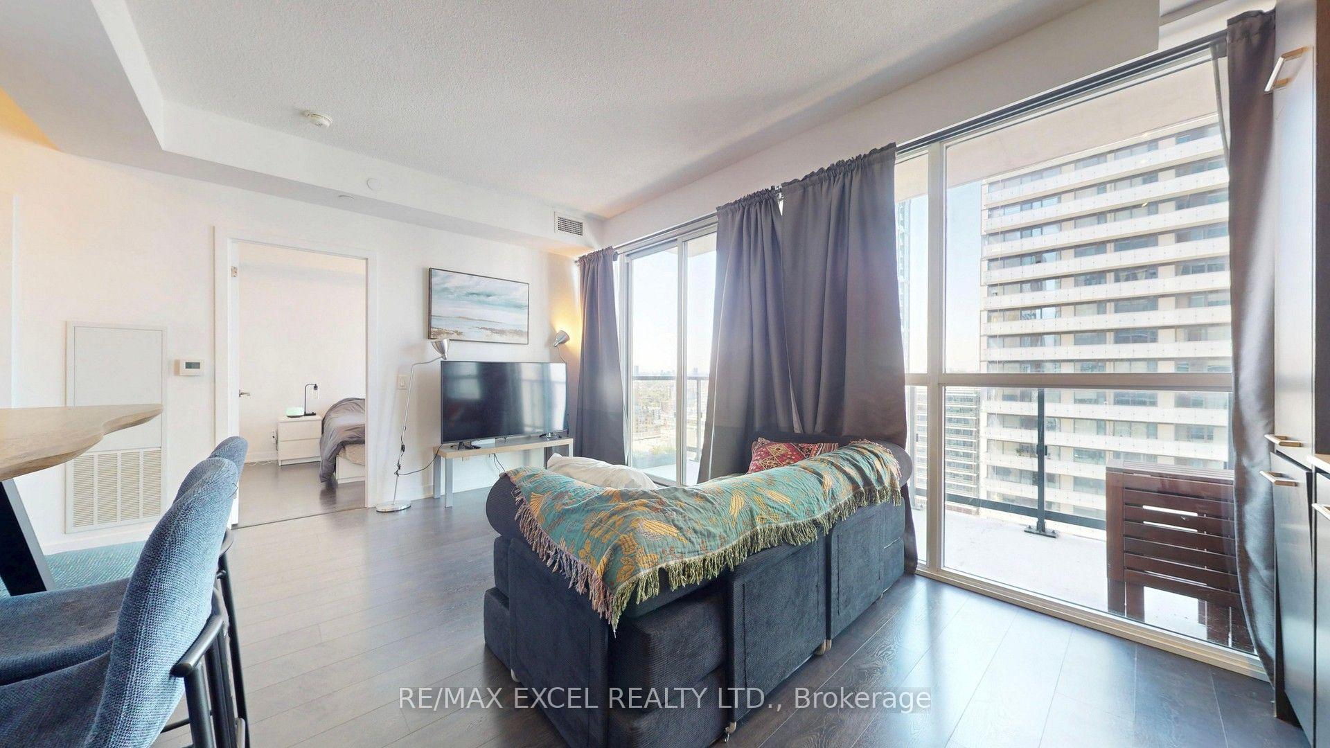 Photo 5 of Unit 2507, 87 Peter Street, Toronto, Waterfront Communities — HOMEH
