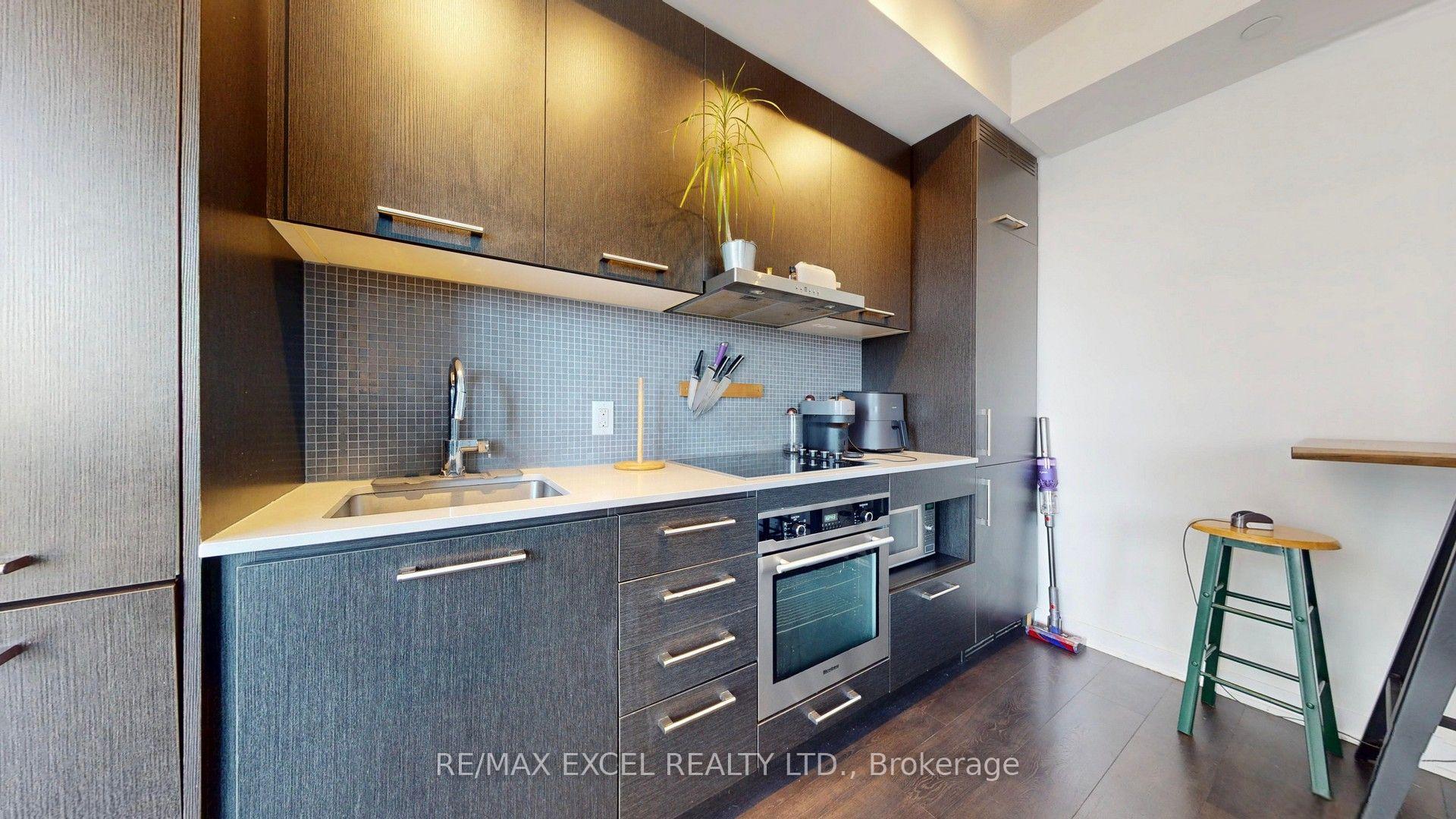 Photo 8 of Unit 2507, 87 Peter Street, Toronto, Waterfront Communities — HOMEH