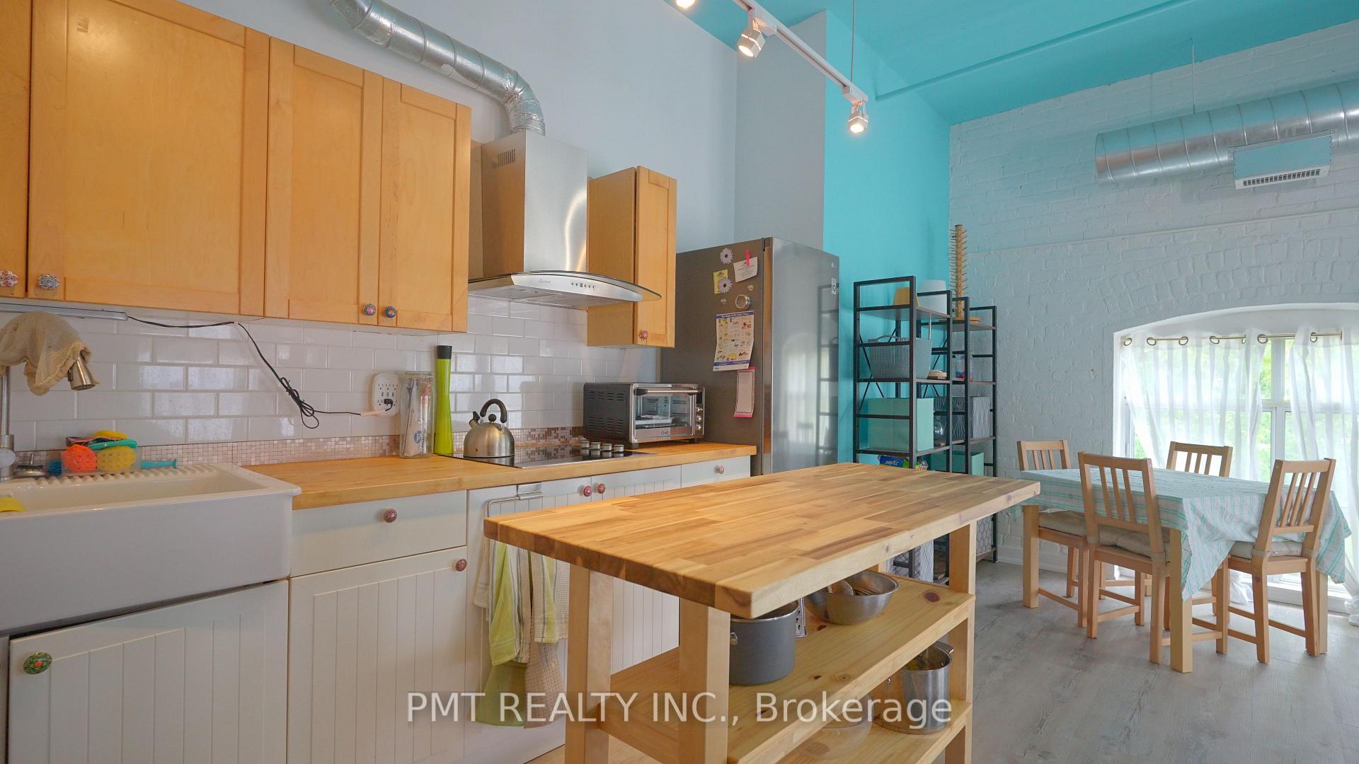 Photo 5 of Unit 124, 284 St Helens Avenue, Toronto, Dufferin Grove — HOMEH