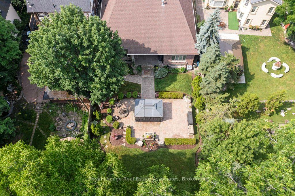 Photo 42 of 46 Scott Street, Brampton, Downtown Brampton — HOMEH