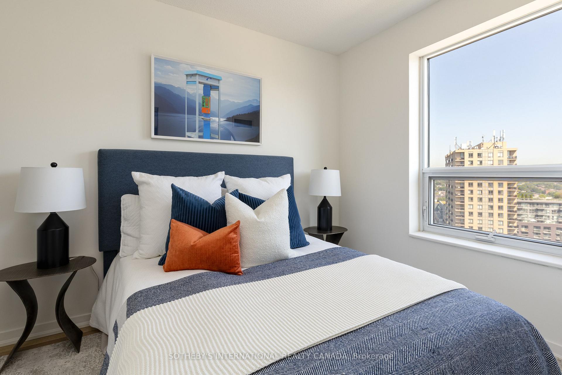 Photo 5 of Unit 1619, 38 Joe Shuster Way, Toronto, South Parkdale — HOMEH