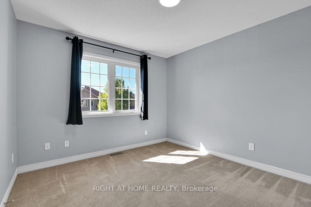 Photo 22 of 196 Lamplighters Drive, Ottawa, Barrhaven - Cedargrove/Fraserdale — HOMEH