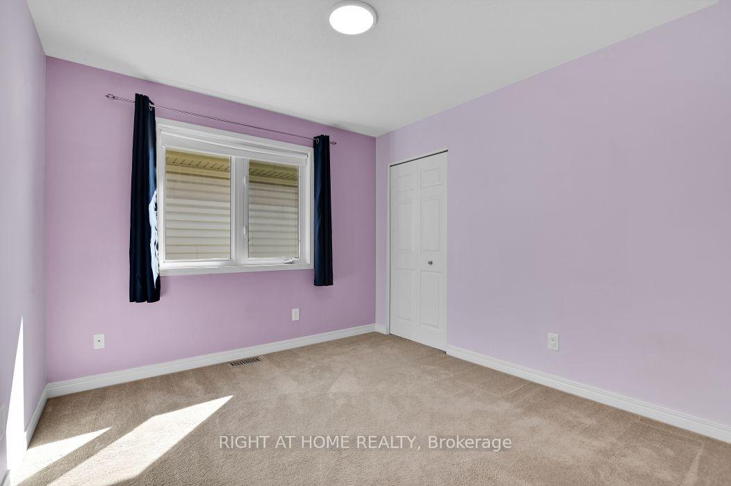 Photo 23 of 196 Lamplighters Drive, Ottawa, Barrhaven - Cedargrove/Fraserdale — HOMEH